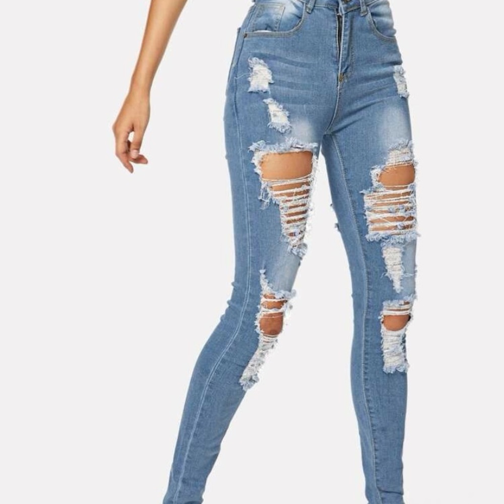 RIPPED BLEACH WASH SKINNY JEANS • SHEIN